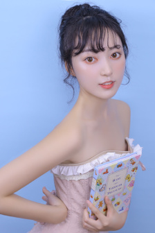 小兔子被蛇用两根WRITEAS